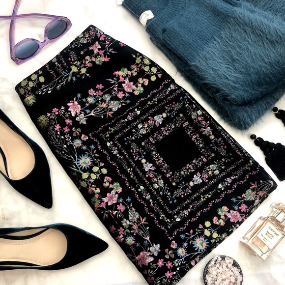 Ted Baker London Dresses & Skirts - Ted Baker Floral Brocade Mini Skirt